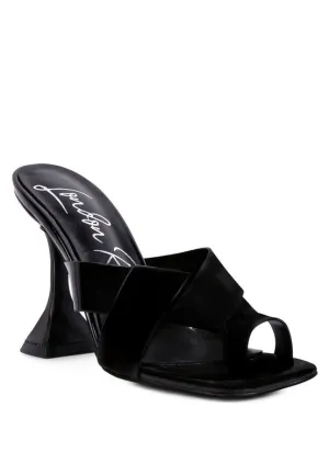 Snatched Intertwined Toe Ring Heeled Sandals